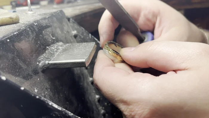 Surface imperfection repair: Use a Paracity Killer Burr to burnish in any small imperfections without removing metal.