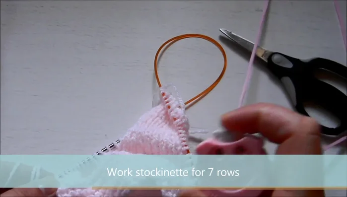 Work in stocking stitch for seven rows.