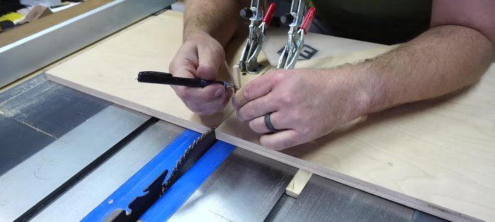 Cut side pieces: Using the miter sled, cut the side pieces for the body, leaving extra length for the hinge and latch. 