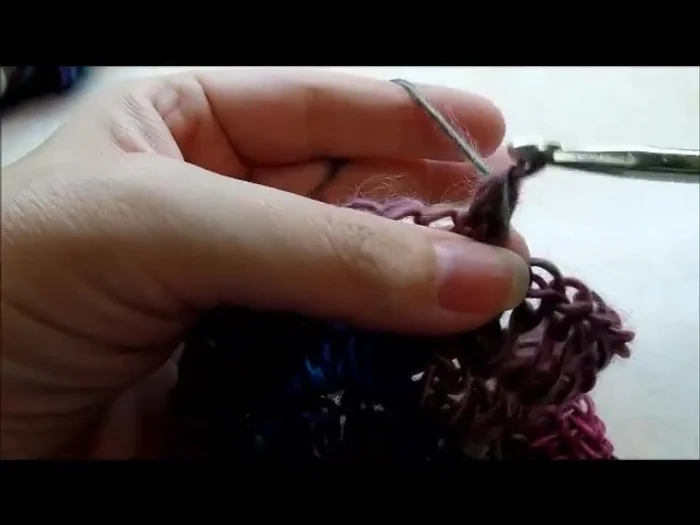 Chain 1, and single crochet in each stitch around. Repeat single crochet rounds until desired hat length is reached (approximately 25 rounds).