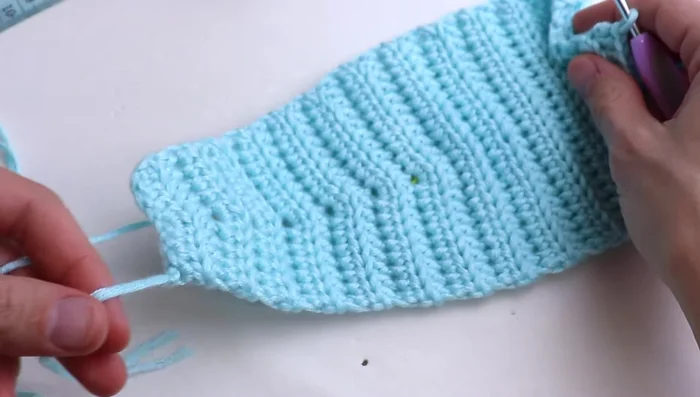 Decreasing section: Work decreases to reduce stitch count back to original number. Decrease by working 3 hdc together in the same stitch.