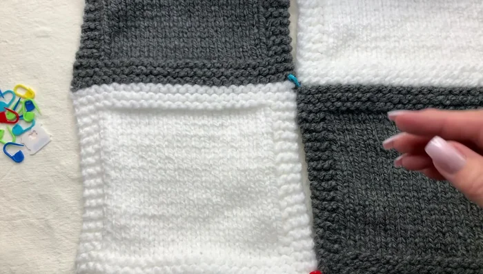 Sew the panels together, creating a checkerboard pattern.