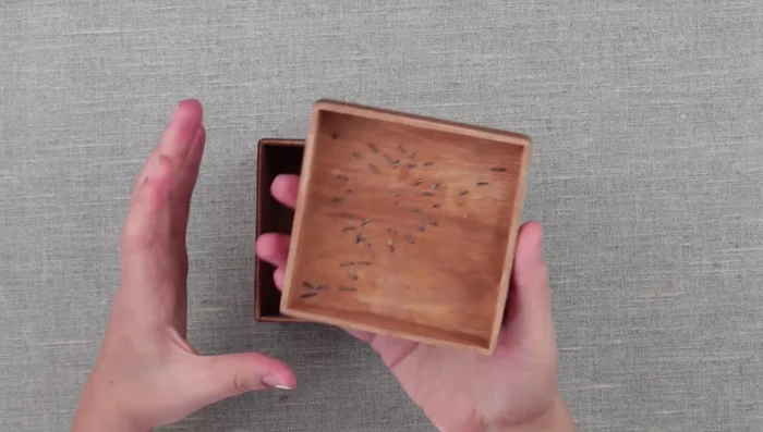 Bend the sticking-up nail ends.