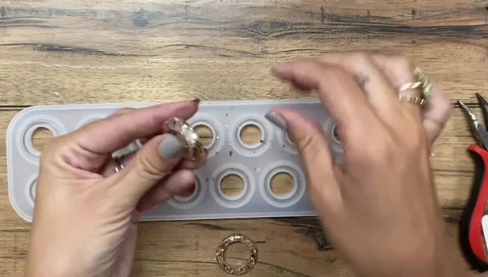 Remove rings from molds.