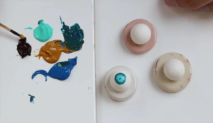 Add a little bit of ochre to the paint mixture for a more natural look.