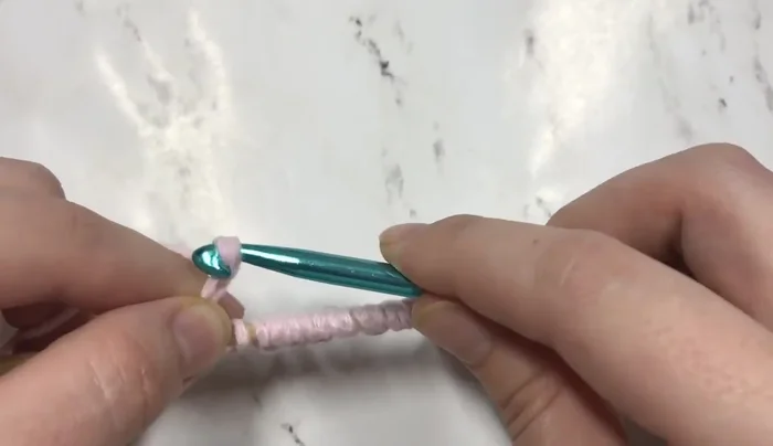 Repeat steps 2 and 3 until you reach your desired length. 