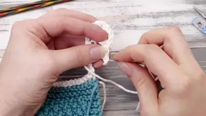 Beginner's Guide to Knitting a Dishcloth: Easy Moss Stitch Pattern