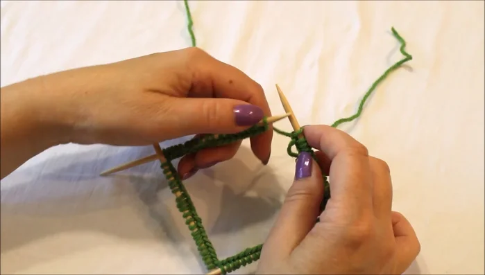 Knit one round without any increases or decreases.