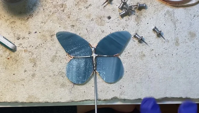 Apply hobby knife and wire to finish.