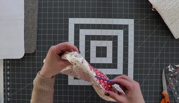 Insert journal: Insert the journal into the finished cover, tucking it into the pockets.