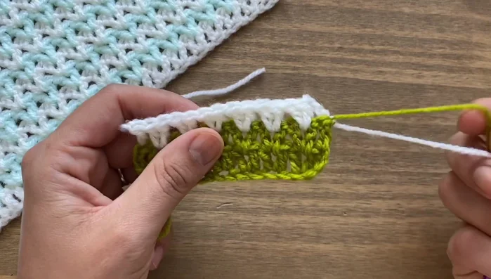 Fasten off and weave in ends.