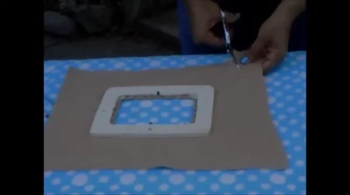 Cut the excess fabric. Cut along the lines you marked, leaving a seam allowance.