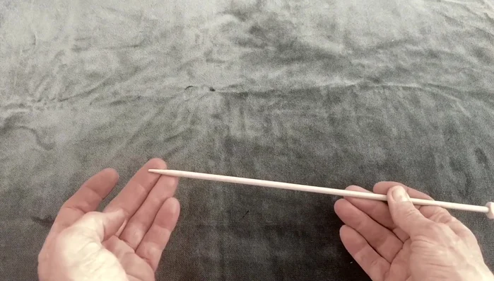 Practice with copper wire to get the knot-making technique right.