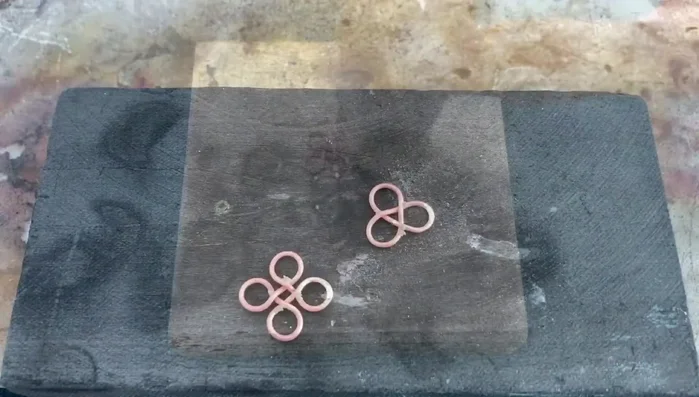 Solder the inner crossovers using medium solder.