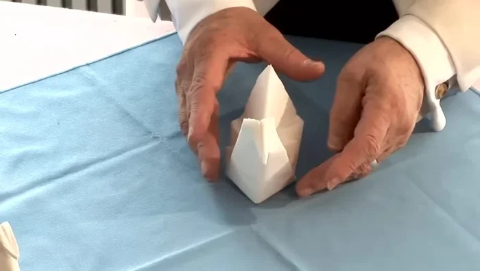 Repeat step 6 on the other side to create a base.