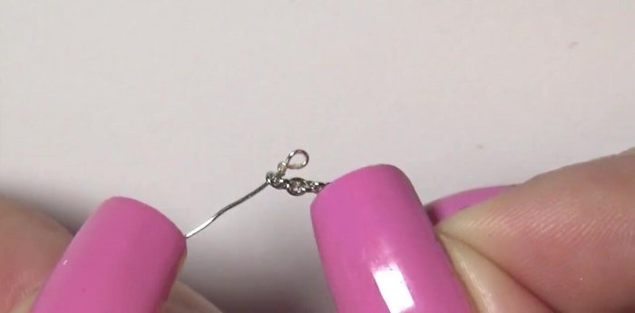 Alternative bracelet: Use wire or a jump ring to make a bangle.