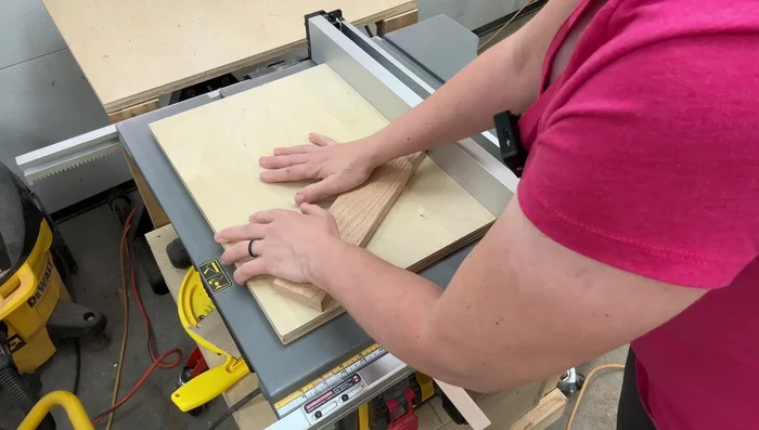 Glue the runner to the fence: Apply CA glue and activator, carefully positioning the runner flush against the fence.