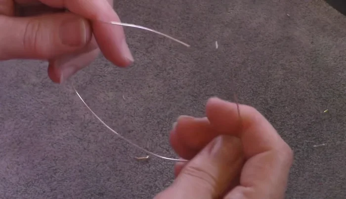 Prepare the wire: Cut approximately one foot of wire.