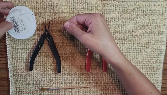 Cut approximately 8-10 inches of wire. Adjust length based on stone size.