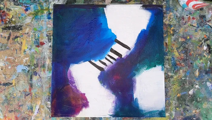 Add black stripes to the background, allowing them to wave from top to bottom.