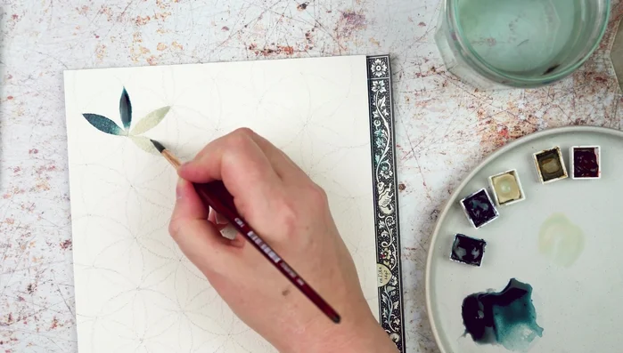 Go back to the pure colors in your pans occasionally to prevent muddiness.