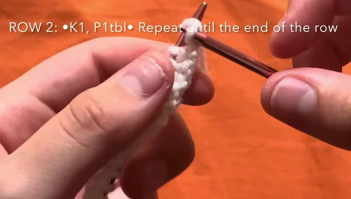 Repeat rows 1 and 2 until you reach 16 rows.