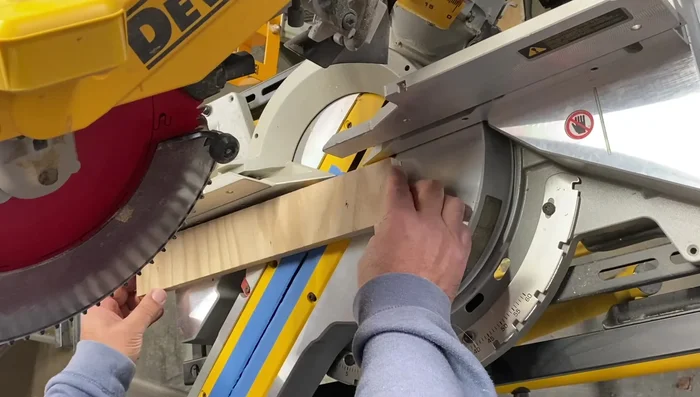 Cut slots for and add splines using a biscuit joiner to reinforce the corners (optional, but recommended).