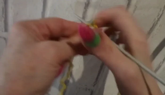 Repeat steps 4-6 for all petals.