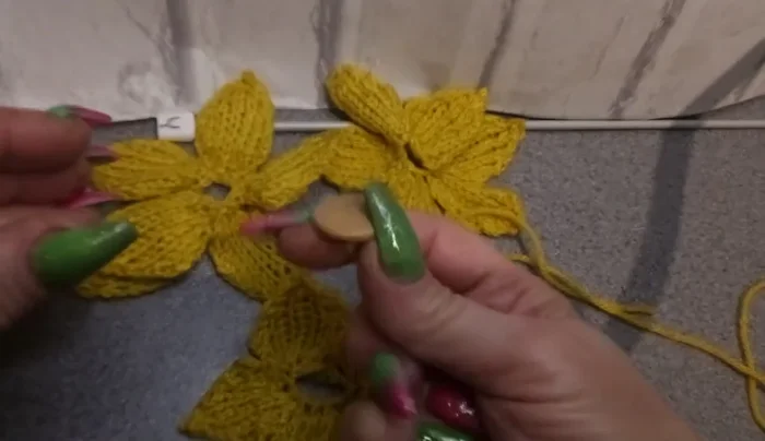 Sew a felt patch to the back to complete the brooch.