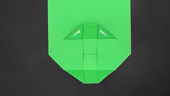 Apply glue to the four spaces at the bottom, and attach the other side.