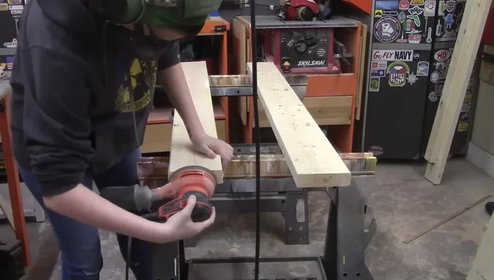 Cut two 5-foot header and footer boards.