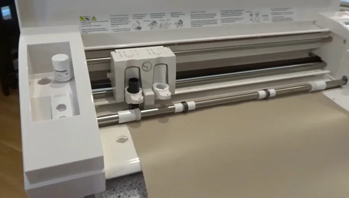 Prepare your design in Silhouette Studio (or Cricut Design Space). Size it to fit your wood, leaving a 0.5-1 inch border.