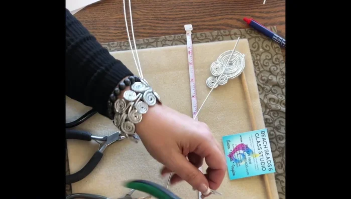 Evenly align the three wires.