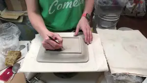 DIY Clay Slab Tray with Foot Ring & Handles: Easy Pottery Technique