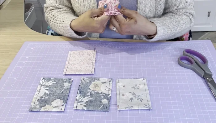 Fill the pouch with rice (about 1/3 full) and dried lavender.