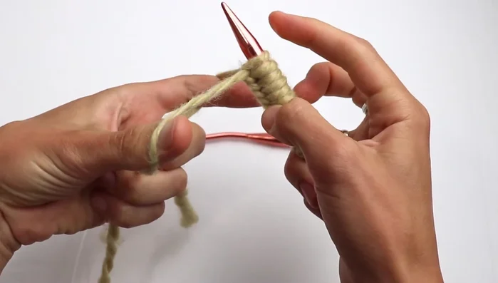 Cast on 48 stitches (or a multiple of 4 with an even remainder). Join in the round.