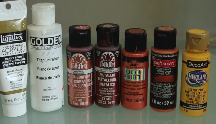 If using satin or semi-gloss paint, mix in DecoArt Chalk Finish Medium to create a chalkboard surface for easier drawing.