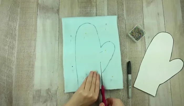 Repeat steps 2-4 for the inner fabric.